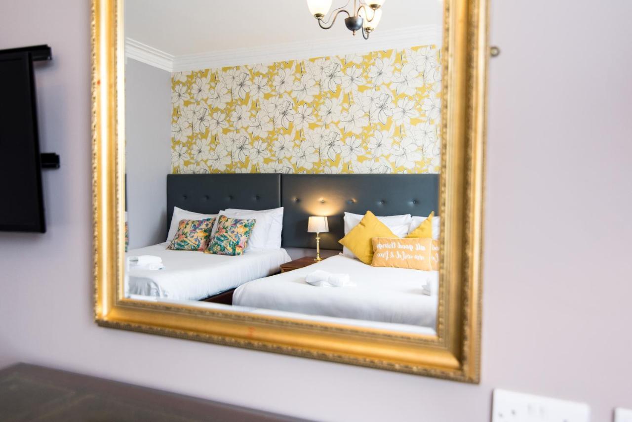 The Linden Leaf Rooms Бистон Экстерьер фото