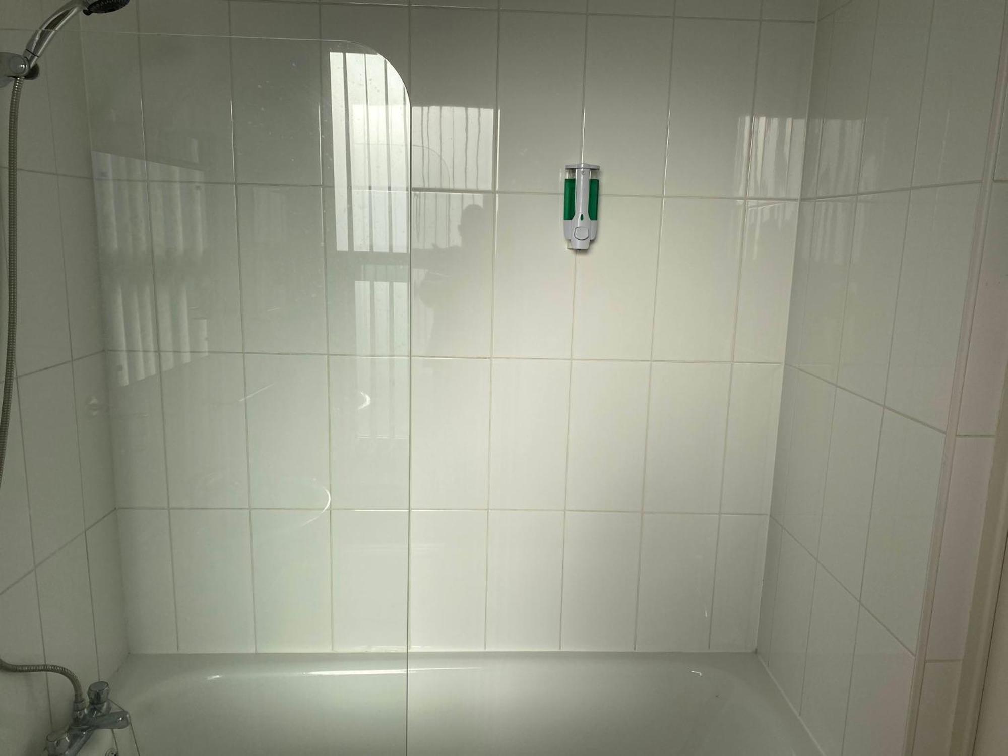 The Linden Leaf Rooms Бистон Номер фото