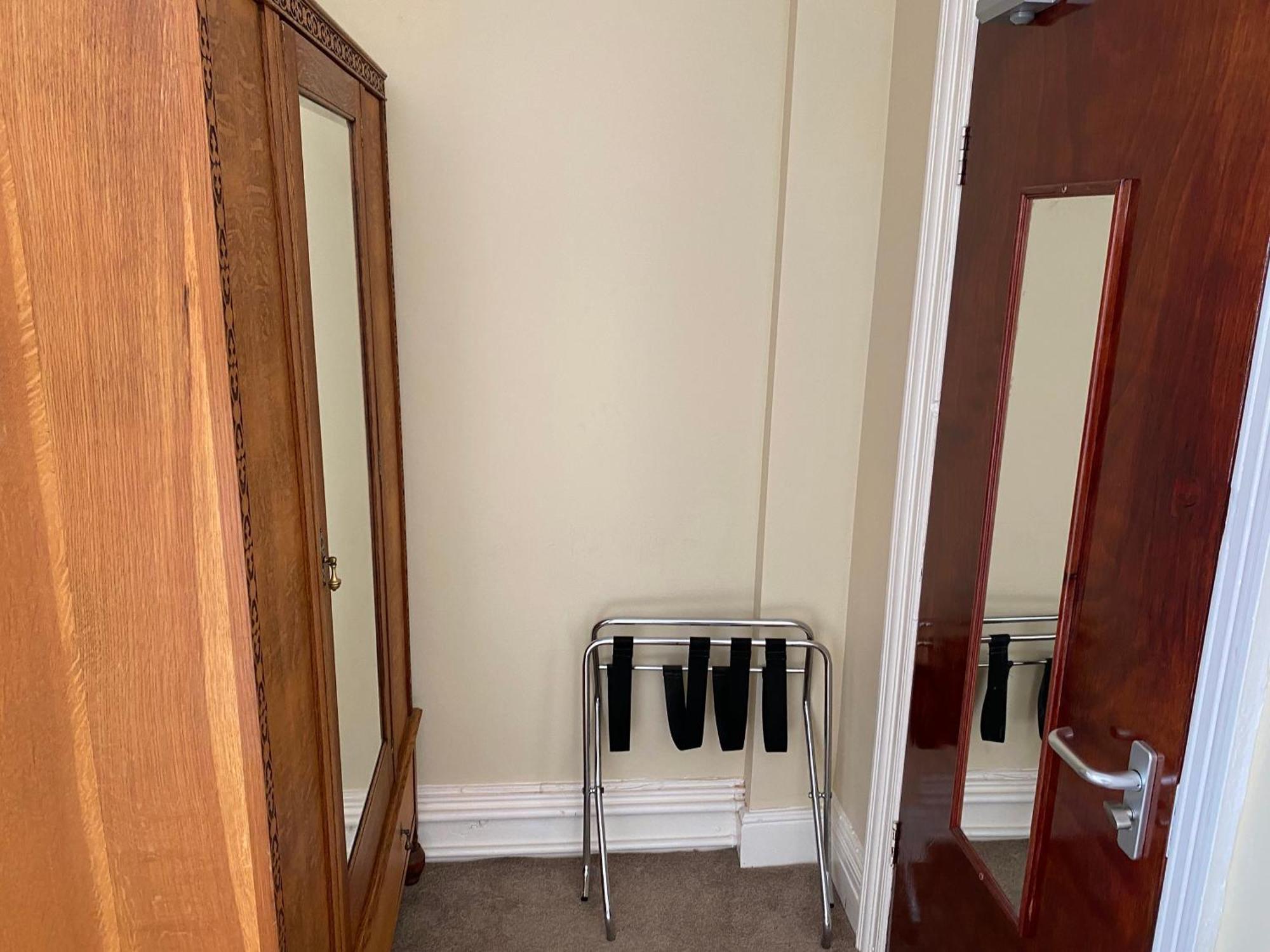 The Linden Leaf Rooms Бистон Номер фото